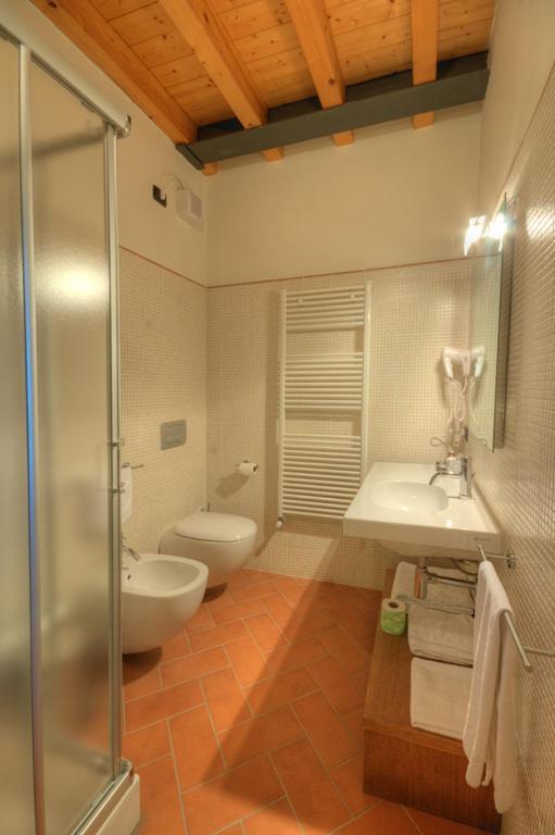 Agriturismo Colombarino Villa Desenzano del Garda Camera foto